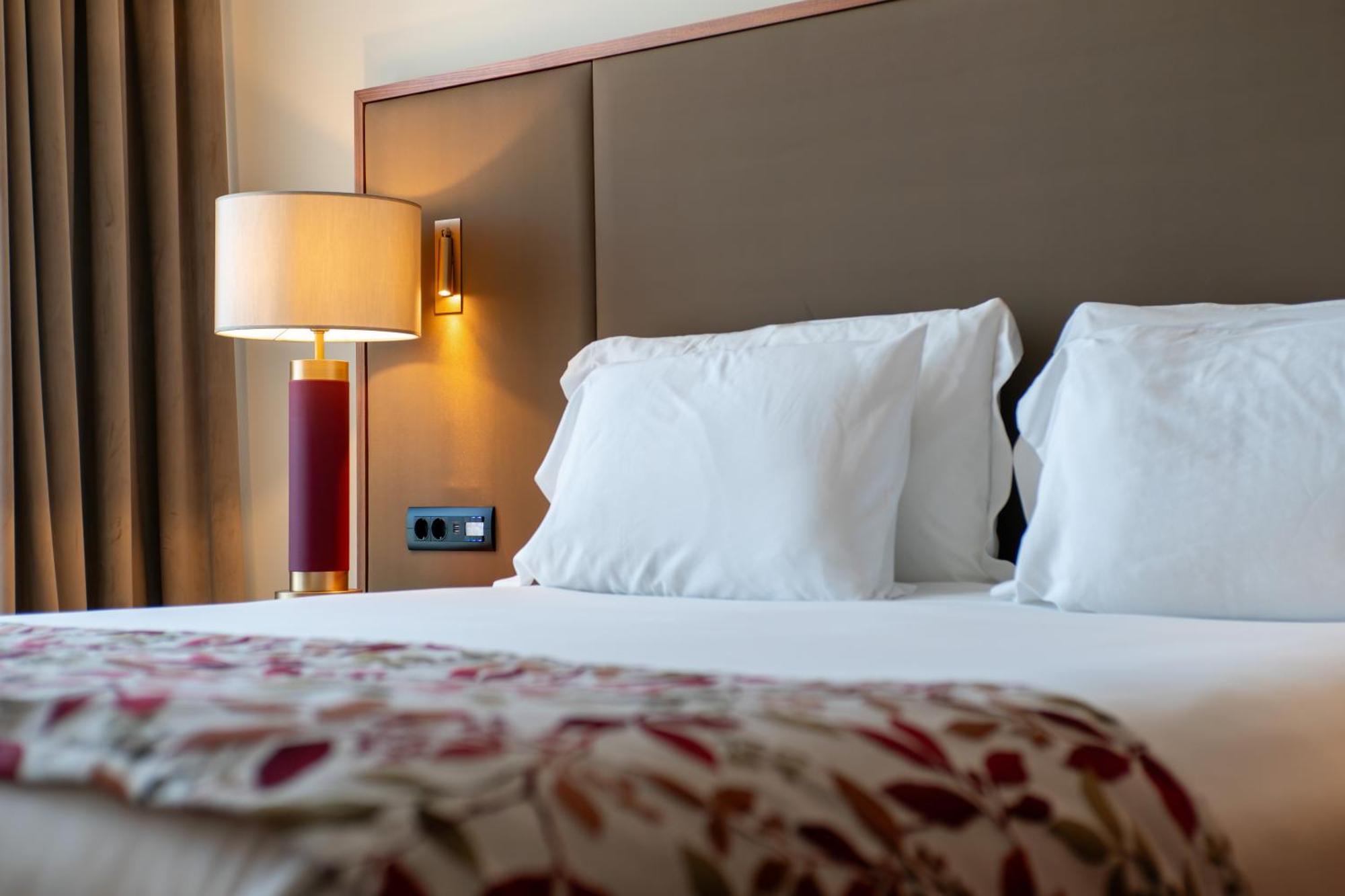 Boeira Garden Hotel Porto Gaia, Curio Collection By Hilton Вила Нова ди Гая Екстериор снимка